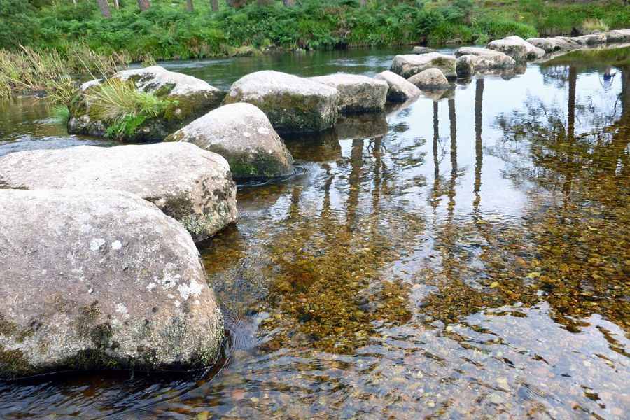 Steine im Fluss